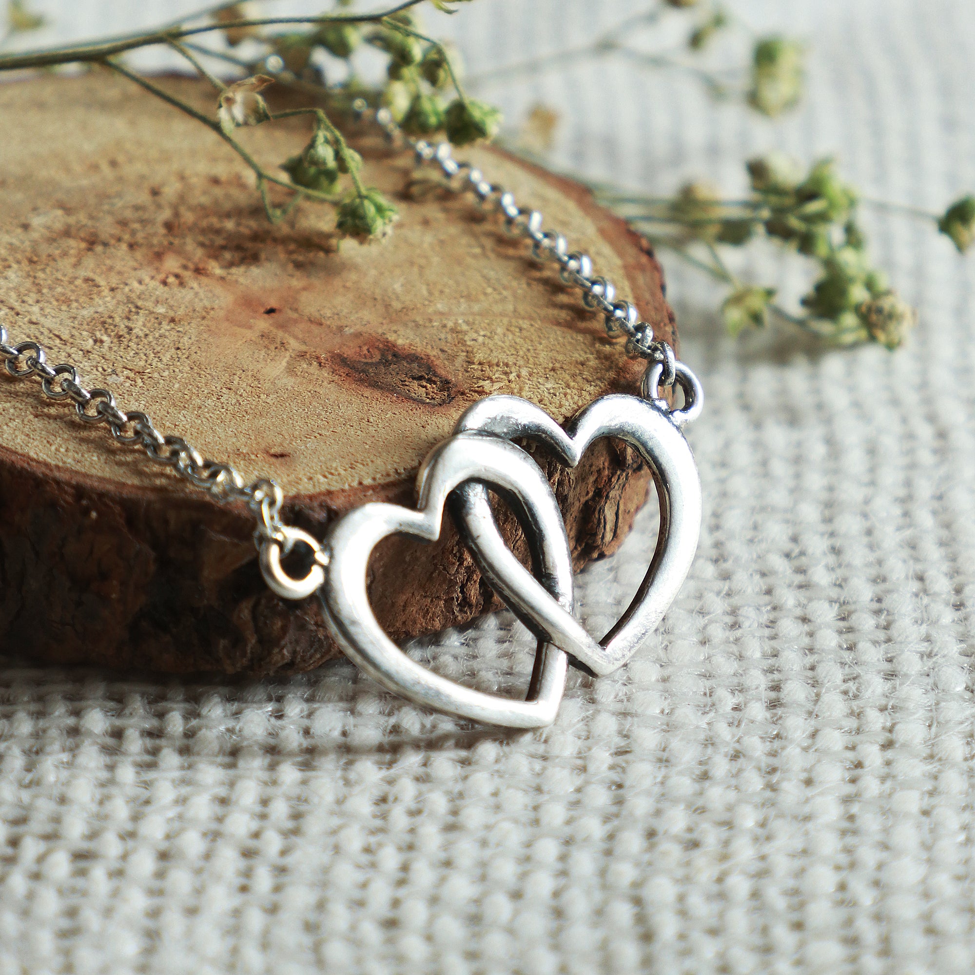 Heart on sale entwined necklace