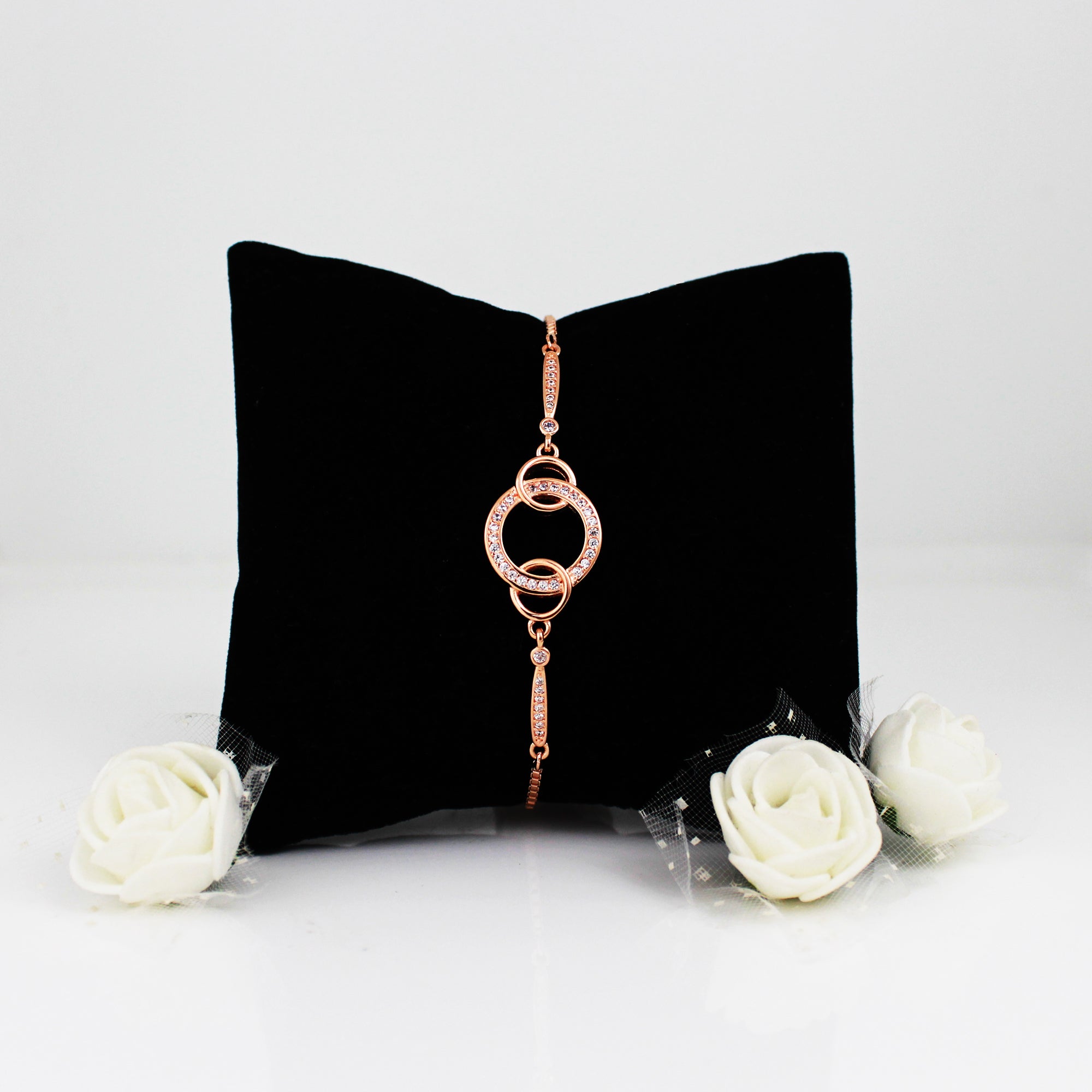 New 5 Piece Pink Cat Woman's Quartz 9k Gold Rose Gold Watch Bracelet Bangle  Set | Bangle set, Rose gold watch, Bangle bracelets
