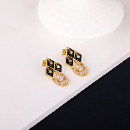 Golden Imperial Dangling Earrings