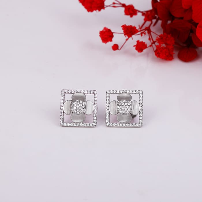 White Floral Studs Earrings – shopnccollection