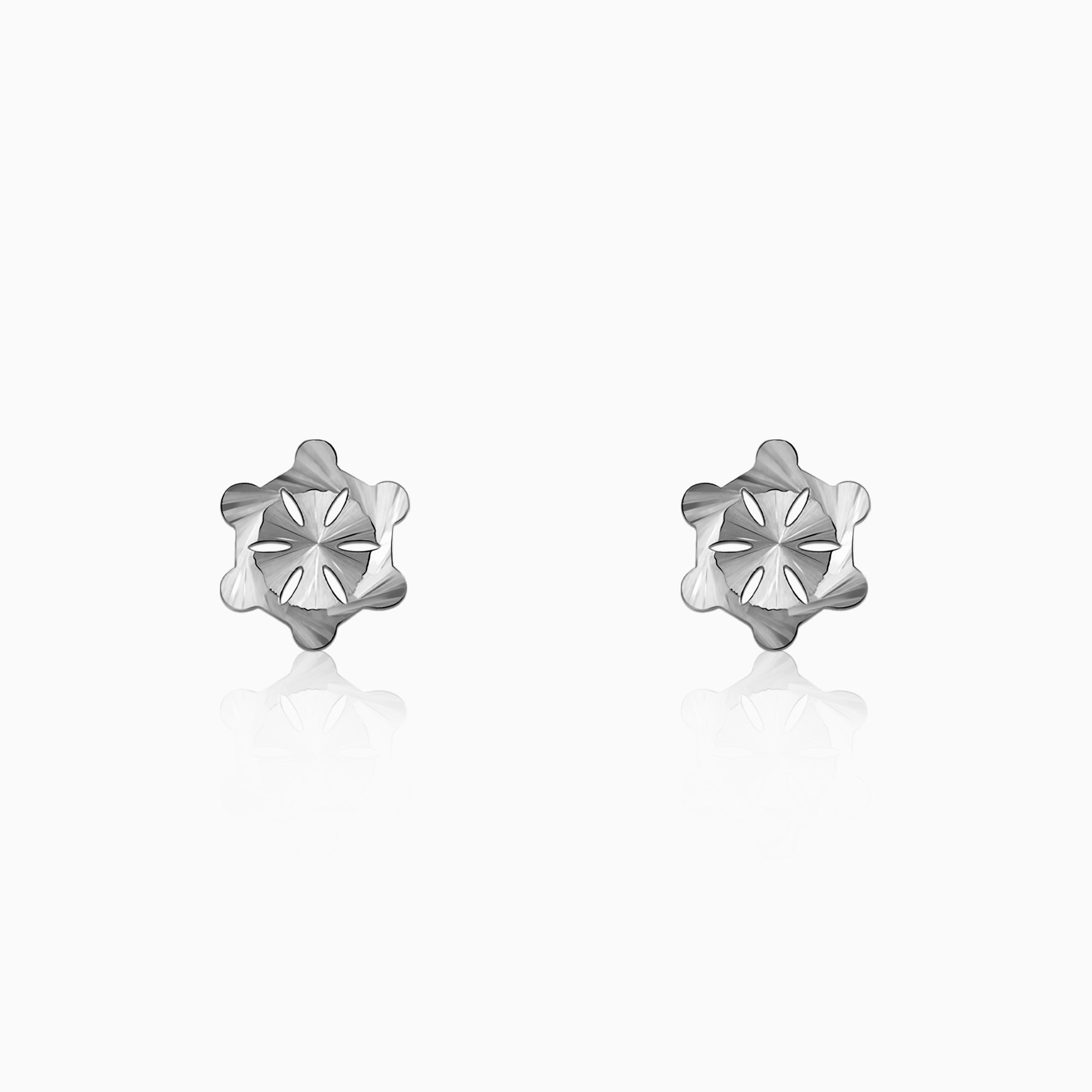 1/8 Carat T.W. Round Diamond Sterling Silver Stud Earrings - Walmart.com