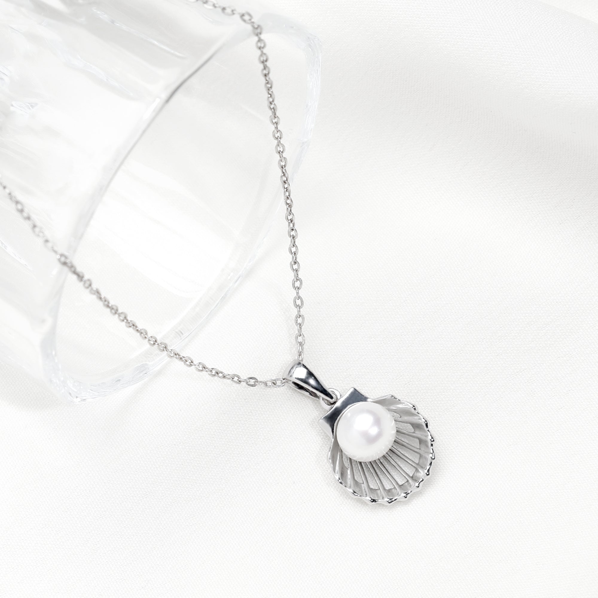 Amazon.com: Sea Scallop Fan Shell Charm Necklace, Symbol of the Camino de  Santiago Pilgrimage by Ali C Art, Made in USA Unique Handmade Sterling  Silver Ocean Pendant Jewelry, Gift for Her Women