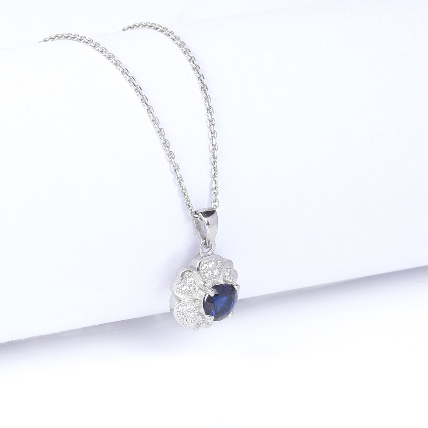 Silver Royal Blue Bloom Pendant With Link Chain