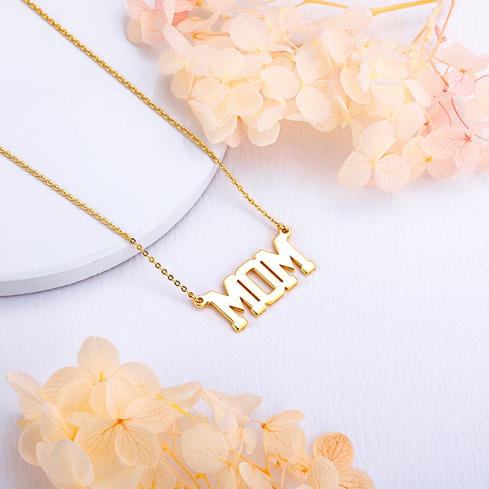 Gold jewellery shop for mom